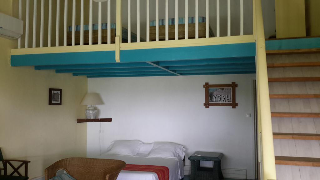 Villa Habitation Pineau Deshaies Esterno foto