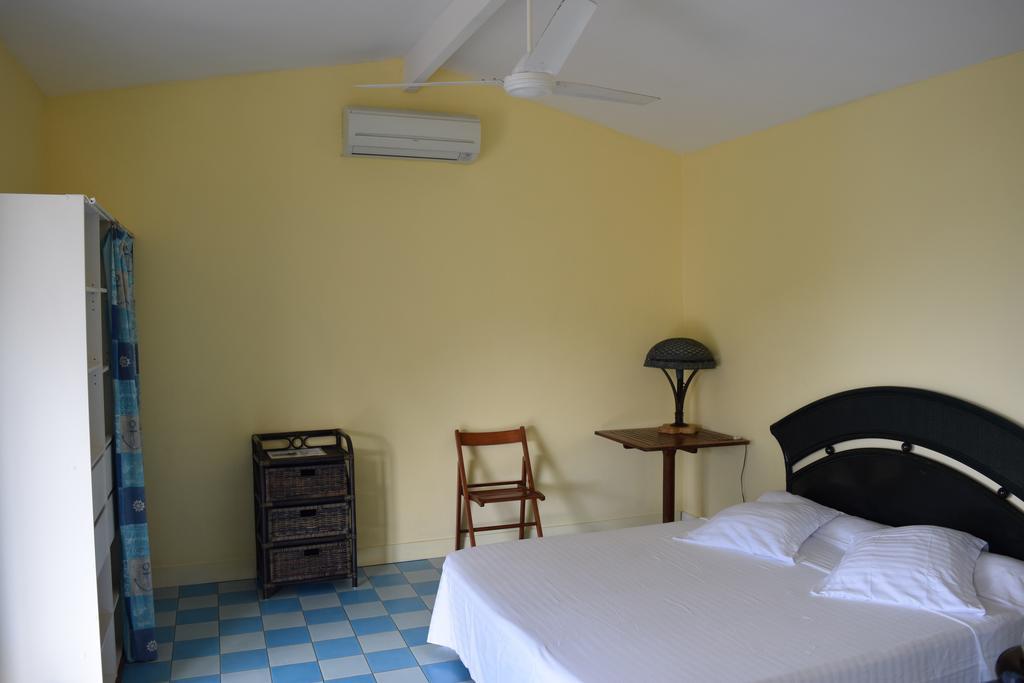 Villa Habitation Pineau Deshaies Esterno foto